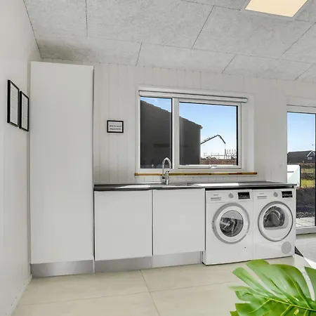 In With Kitchen *