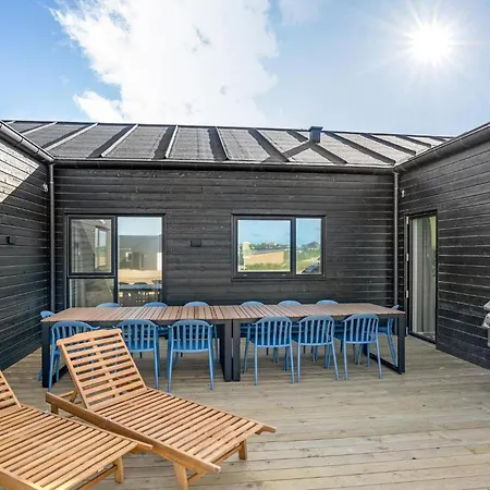 Holiday home In With Kitchen
