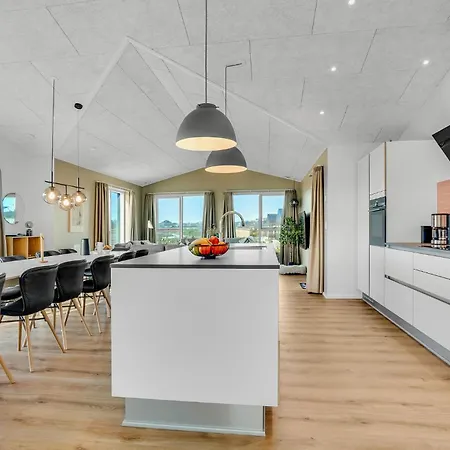 In With Kitchen 度假居